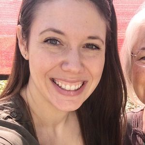 Meet your Posher, Casey